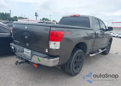 2008 Toyota Tundra Base V6 z USA, uszkodzony, nr VIN 5TFRU54168X014791